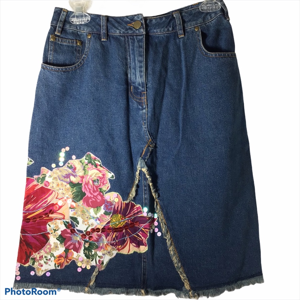 Silk Club Embroidered‎ Sequin Appliqué Jean Skirt